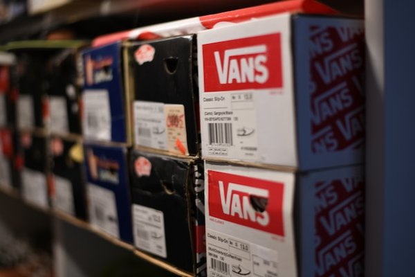 Les meilleurs sites et marketplaces pour partager les vêtements et les accessoires de mode